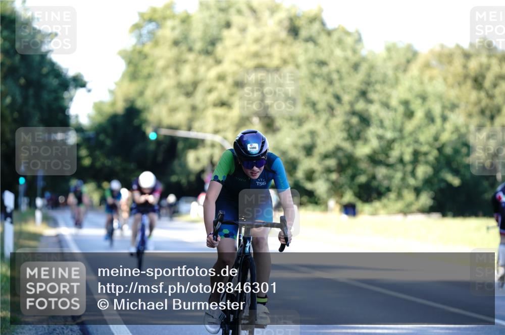 07.09.2025 - 19. Norderstedt Triathlon Michael Burmester http://msf.ph/oto/8846301 07.09.2025 16:09:21 Radfahren 488, 1080, 1420 meine-sportfotos.de