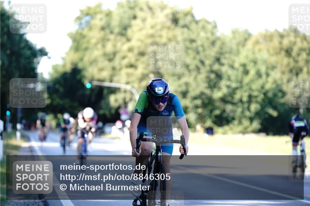 07.09.2025 - 19. Norderstedt Triathlon Michael Burmester http://msf.ph/oto/8846305 07.09.2025 16:09:21 Radfahren 488, 1080, 1420 meine-sportfotos.de