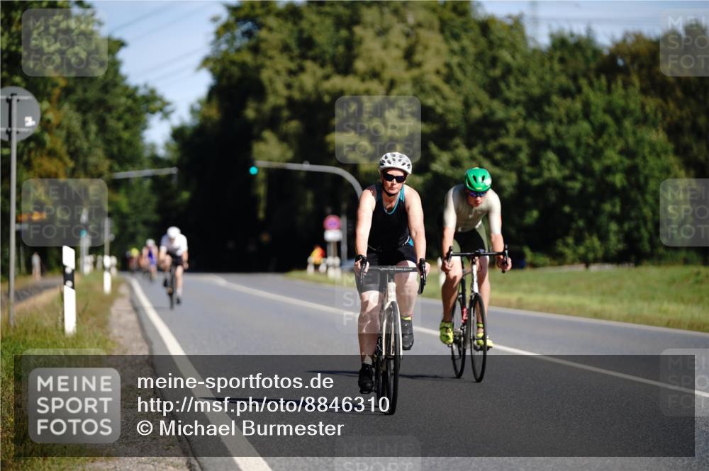 07.09.2025 - 19. Norderstedt Triathlon Michael Burmester http://msf.ph/oto/8846310 07.09.2025 11:15:20 Radfahren 1159, 1188, 1229, 1274, 1394 meine-sportfotos.de