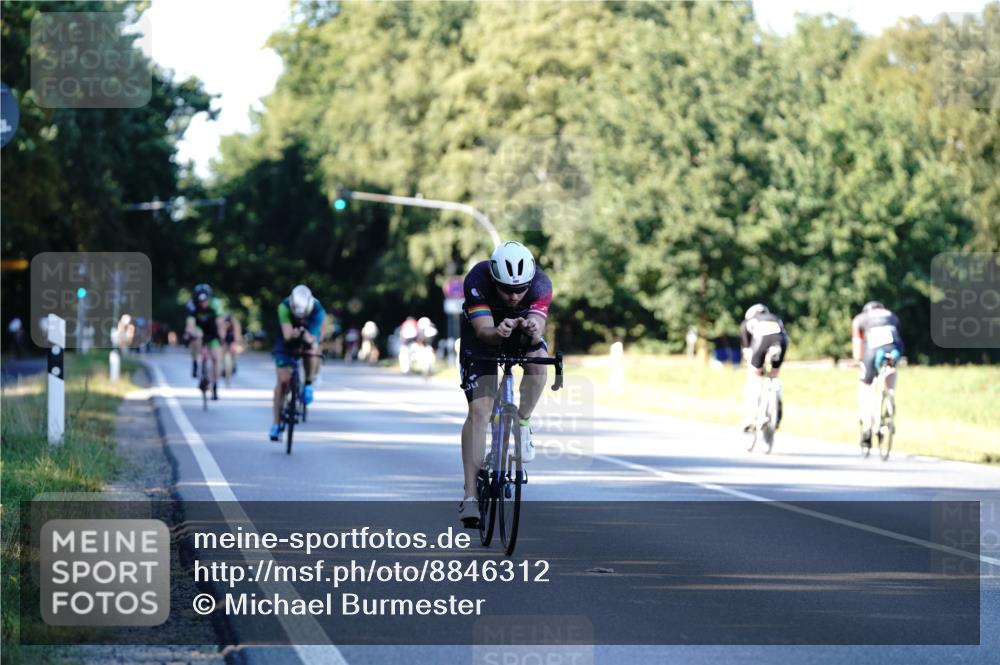 07.09.2025 - 19. Norderstedt Triathlon Michael Burmester http://msf.ph/oto/8846312 07.09.2025 16:09:22 Radfahren 488, 1080, 1085 meine-sportfotos.de