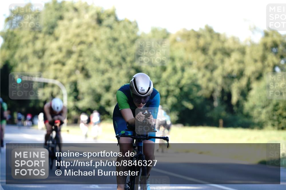 07.09.2025 - 19. Norderstedt Triathlon Michael Burmester http://msf.ph/oto/8846327 07.09.2025 16:09:25 Radfahren 488, 1064, 1080, 1085 meine-sportfotos.de