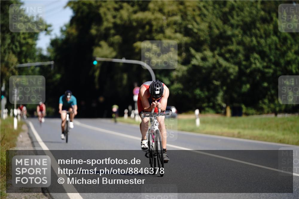 07.09.2025 - 19. Norderstedt Triathlon Michael Burmester http://msf.ph/oto/8846378 07.09.2025 11:16:03 Radfahren 238 meine-sportfotos.de