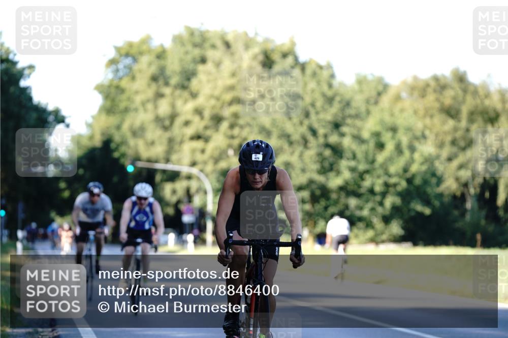 07.09.2025 - 19. Norderstedt Triathlon Michael Burmester http://msf.ph/oto/8846400 07.09.2025 16:09:57 Radfahren 429, 1567 meine-sportfotos.de