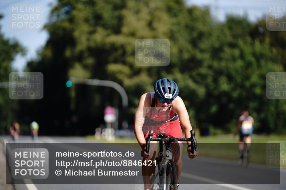 07.09.2025 - 19. Norderstedt Triathlon Michael Burmester http://msf.ph/oto/8846421 07.09.2025 11:16:35 Radfahren 1196 meine-sportfotos.de
