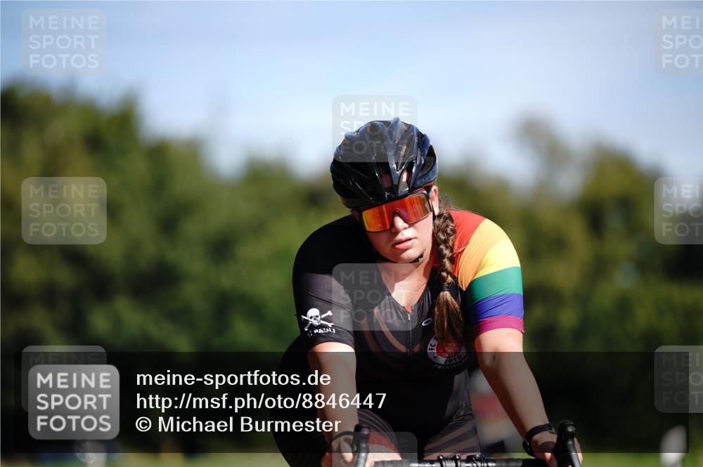07.09.2025 - 19. Norderstedt Triathlon Michael Burmester http://msf.ph/oto/8846447 07.09.2025 11:16:47 Radfahren 200, 1161 meine-sportfotos.de