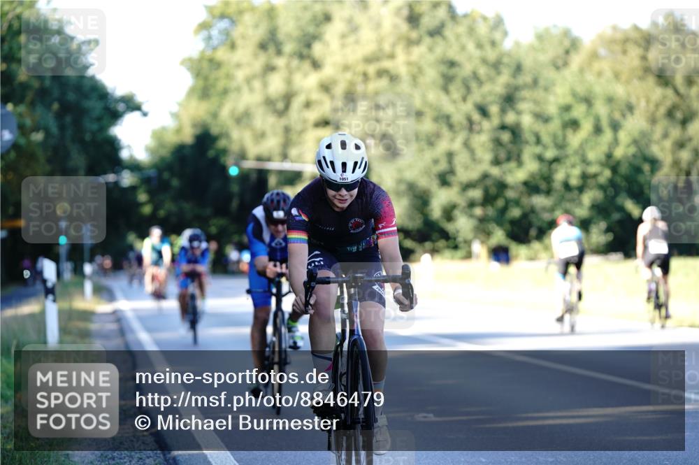 07.09.2025 - 19. Norderstedt Triathlon Michael Burmester http://msf.ph/oto/8846479 07.09.2025 16:10:26 Radfahren 1051, 1065, 1532, 1562, 1563 meine-sportfotos.de