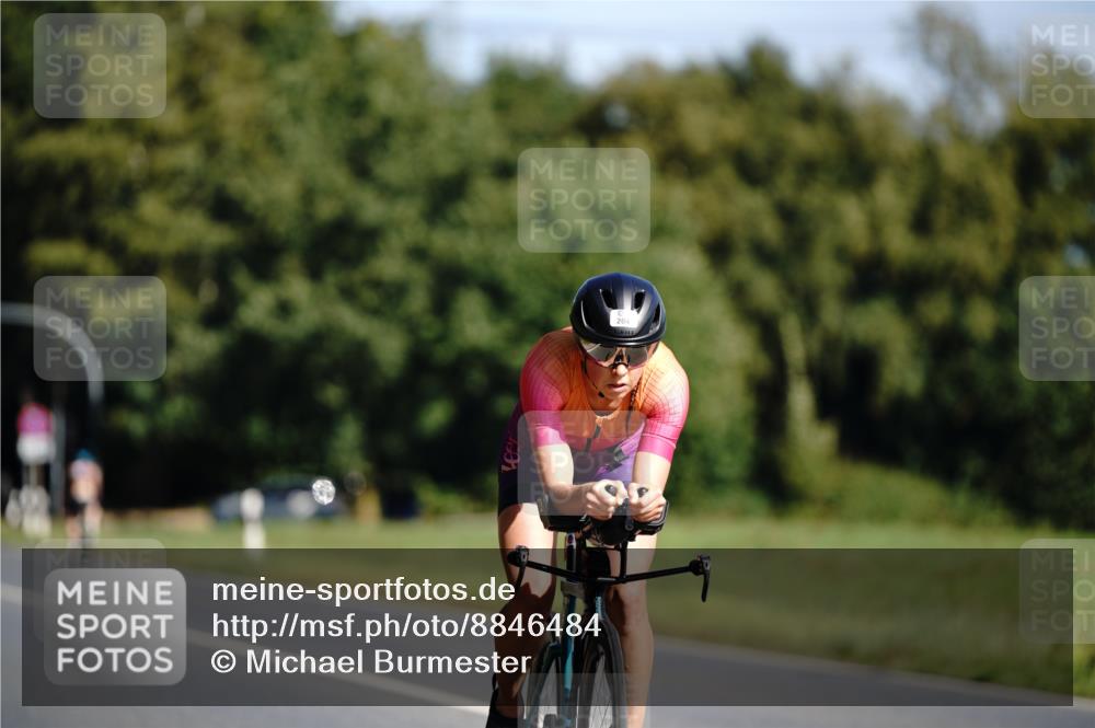 07.09.2025 - 19. Norderstedt Triathlon Michael Burmester http://msf.ph/oto/8846484 07.09.2025 11:17:07 Radfahren 152, 204, 1173 meine-sportfotos.de