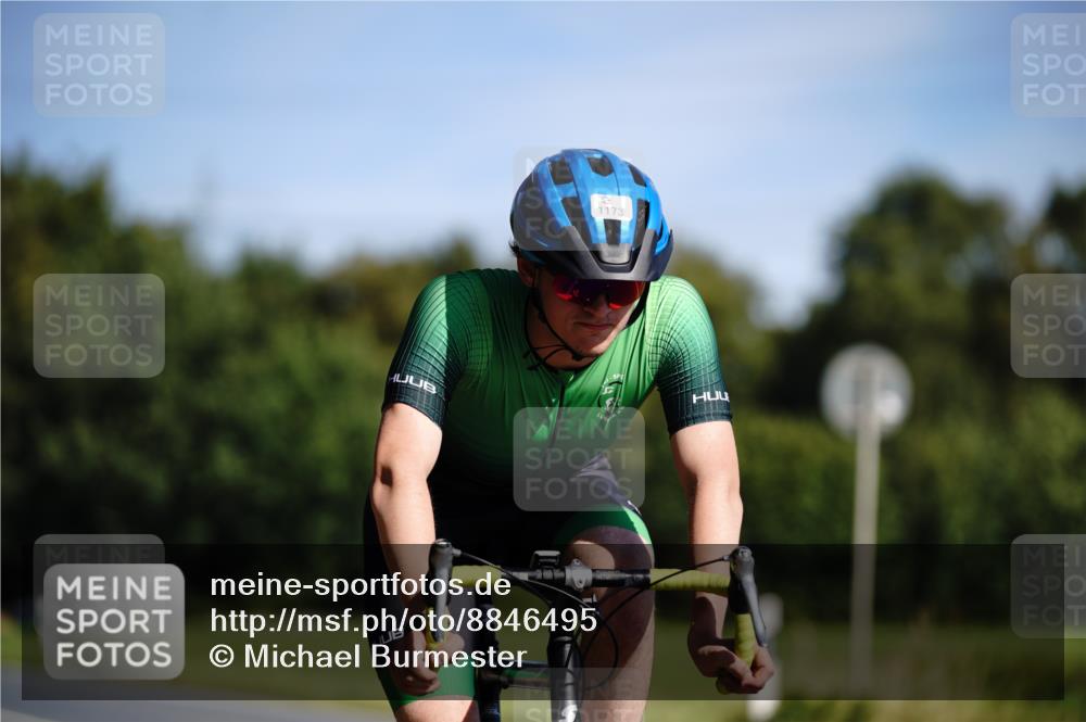 07.09.2025 - 19. Norderstedt Triathlon Michael Burmester http://msf.ph/oto/8846495 07.09.2025 11:17:10 Radfahren 152, 204, 1173 meine-sportfotos.de