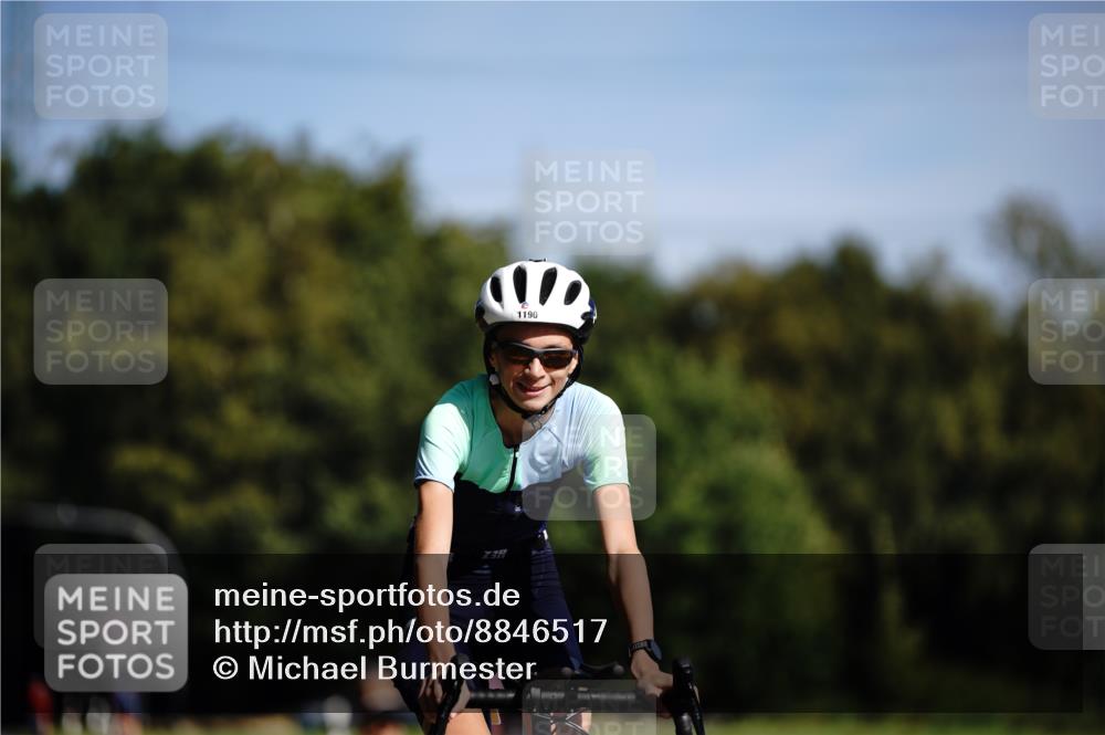 07.09.2025 - 19. Norderstedt Triathlon Michael Burmester http://msf.ph/oto/8846517 07.09.2025 11:17:24 Radfahren 1190, 1227 meine-sportfotos.de