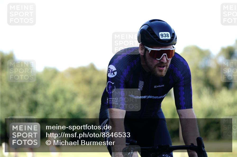 07.09.2025 - 19. Norderstedt Triathlon Michael Burmester http://msf.ph/oto/8846533 07.09.2025 16:10:37 Radfahren 530, 938, 1632 meine-sportfotos.de