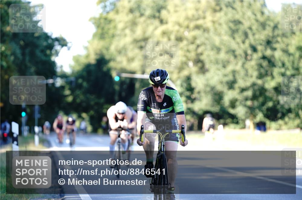 07.09.2025 - 19. Norderstedt Triathlon Michael Burmester http://msf.ph/oto/8846541 07.09.2025 16:10:41 Radfahren 1547, 1590, 1600 meine-sportfotos.de