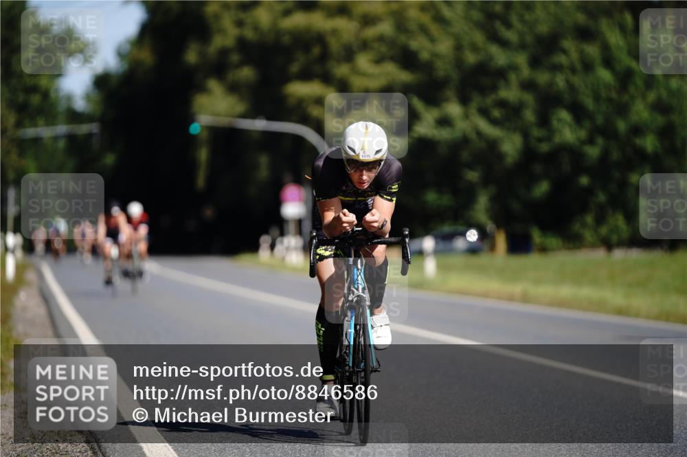 07.09.2025 - 19. Norderstedt Triathlon Michael Burmester http://msf.ph/oto/8846586 07.09.2025 11:18:47 Radfahren 1175, 1211 meine-sportfotos.de