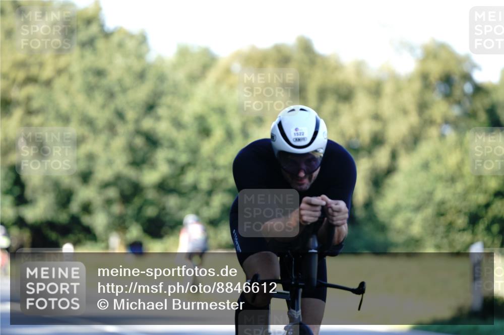 07.09.2025 - 19. Norderstedt Triathlon Michael Burmester http://msf.ph/oto/8846612 07.09.2025 16:10:56 Radfahren 1522, 1585 meine-sportfotos.de
