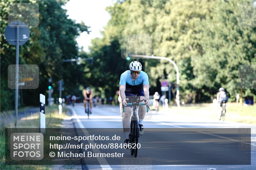 07.09.2025 - 19. Norderstedt Triathlon Michael Burmester http://msf.ph/oto/8846620 07.09.2025 16:10:58 Radfahren 386, 1522 meine-sportfotos.de