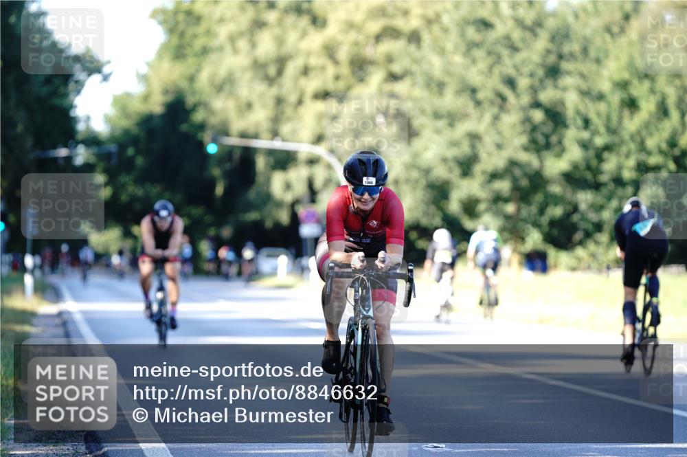 07.09.2025 - 19. Norderstedt Triathlon Michael Burmester http://msf.ph/oto/8846632 07.09.2025 16:11:02 Radfahren 386, 1066, 1405 meine-sportfotos.de