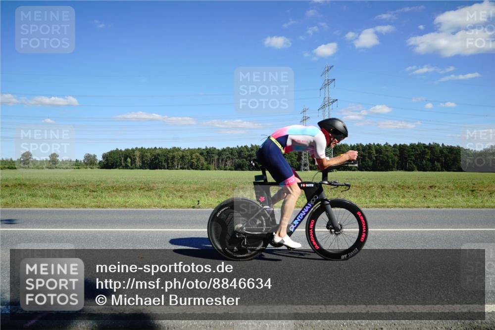 07.09.2025 - 19. Norderstedt Triathlon Michael Burmester http://msf.ph/oto/8846634 07.09.2025 15:13:47 Radfahren 1510, 1530 meine-sportfotos.de