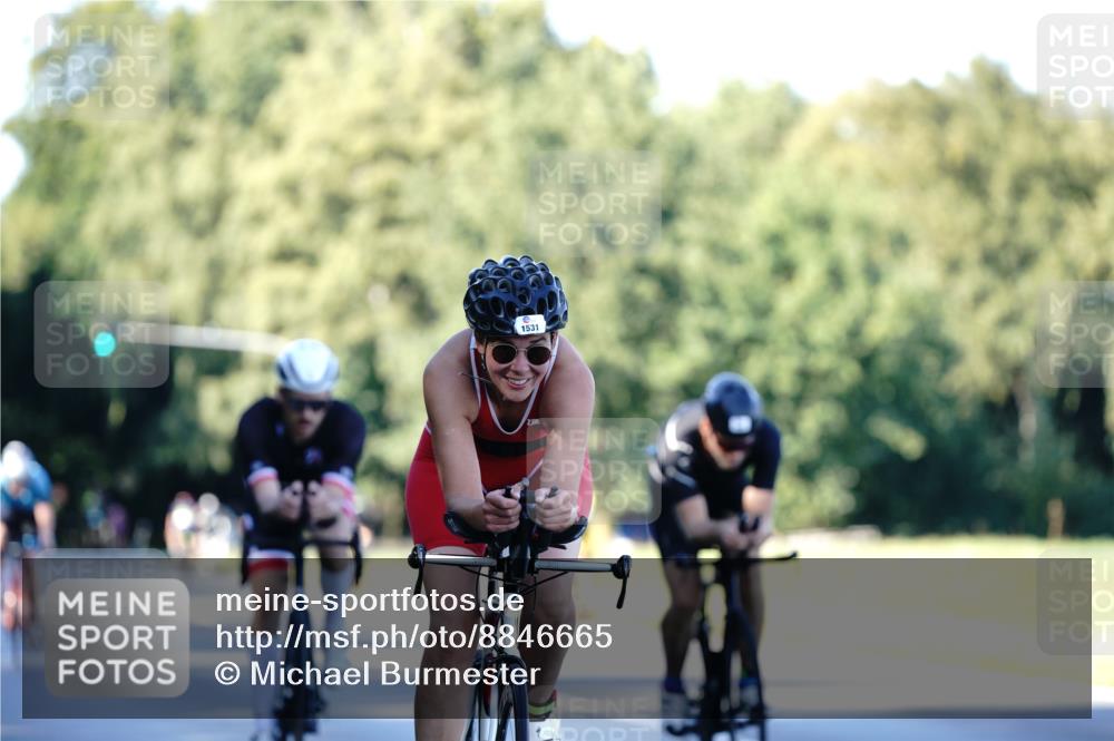 07.09.2025 - 19. Norderstedt Triathlon Michael Burmester http://msf.ph/oto/8846665 07.09.2025 16:11:20 Radfahren 414, 868, 1531 meine-sportfotos.de