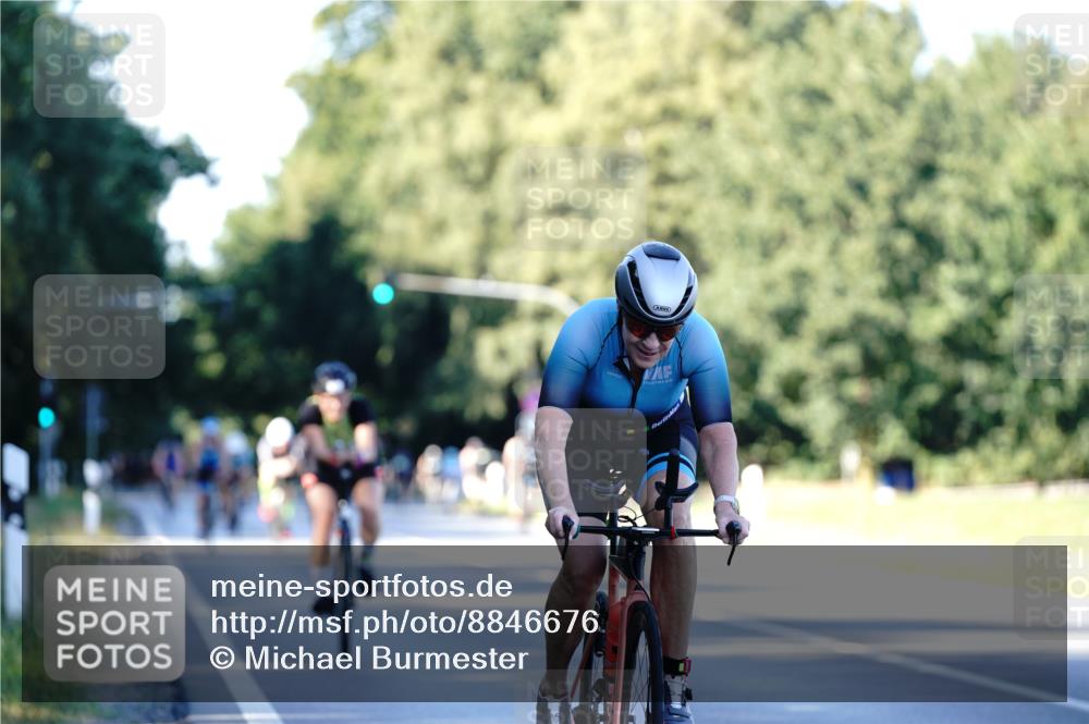 07.09.2025 - 19. Norderstedt Triathlon Michael Burmester http://msf.ph/oto/8846676 07.09.2025 16:11:23 Radfahren 414, 868, 933, 1108, 1531 meine-sportfotos.de