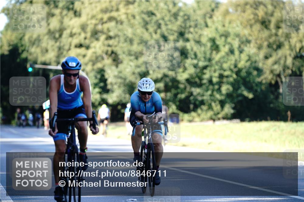07.09.2025 - 19. Norderstedt Triathlon Michael Burmester http://msf.ph/oto/8846711 07.09.2025 16:11:31 Radfahren 1101, 1423, 1604, 1606 meine-sportfotos.de