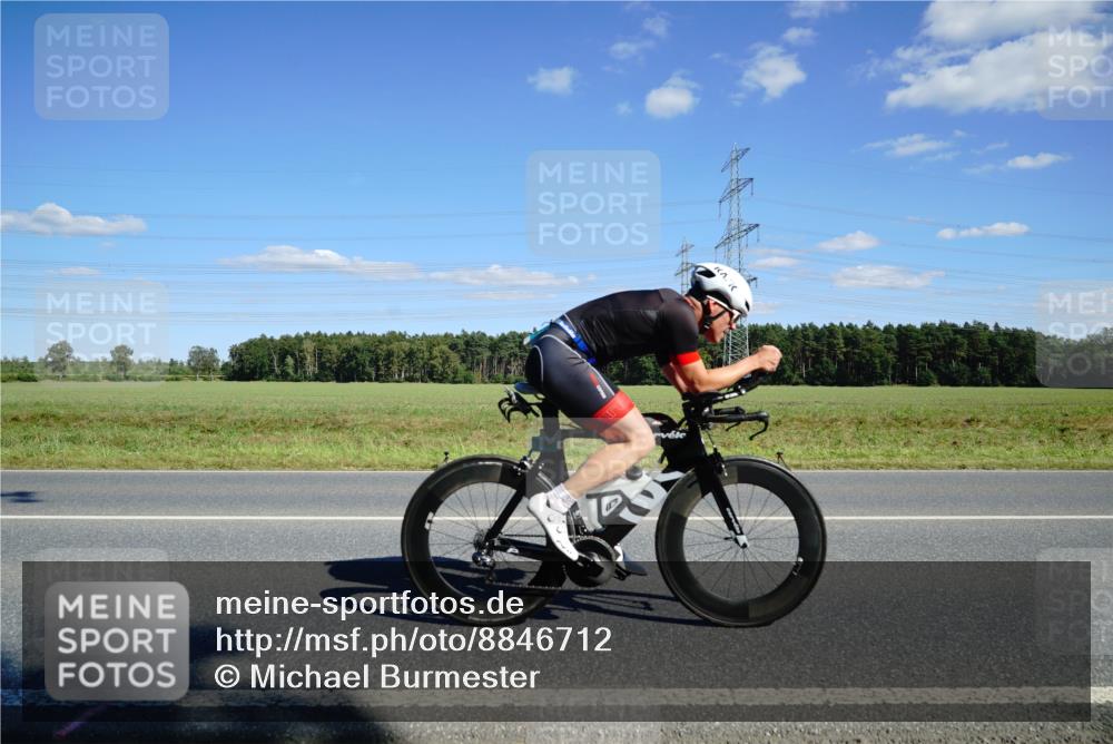 07.09.2025 - 19. Norderstedt Triathlon Michael Burmester http://msf.ph/oto/8846712 07.09.2025 15:14:53 Radfahren 1430, 1531, 1538 meine-sportfotos.de