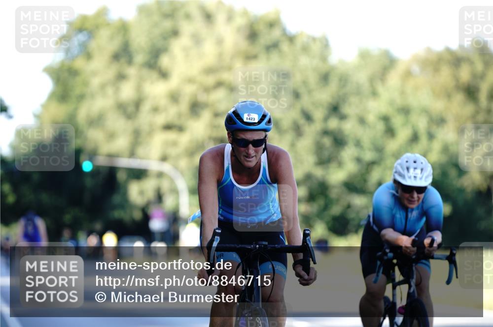 07.09.2025 - 19. Norderstedt Triathlon Michael Burmester http://msf.ph/oto/8846715 07.09.2025 16:11:32 Radfahren 1101, 1423, 1604, 1606 meine-sportfotos.de
