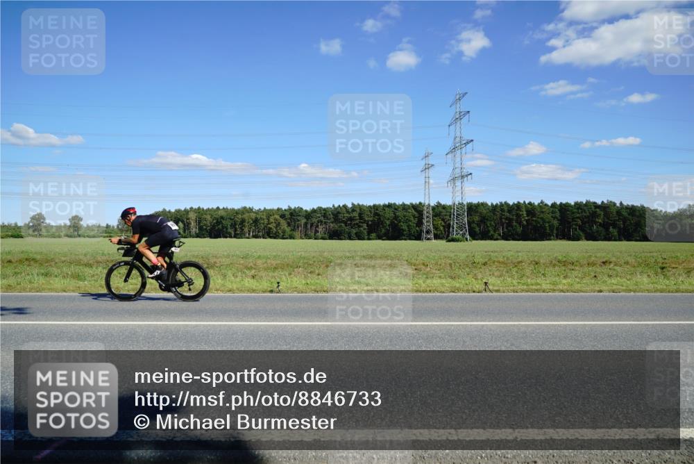 07.09.2025 - 19. Norderstedt Triathlon Michael Burmester http://msf.ph/oto/8846733 07.09.2025 15:15:17 Radfahren 1405, 1434, 1488, 1514 meine-sportfotos.de