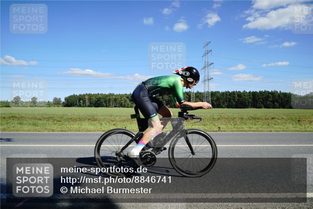 07.09.2025 - 19. Norderstedt Triathlon Michael Burmester http://msf.ph/oto/8846741 07.09.2025 15:15:19 Radfahren 1405, 1434, 1488, 1514 meine-sportfotos.de