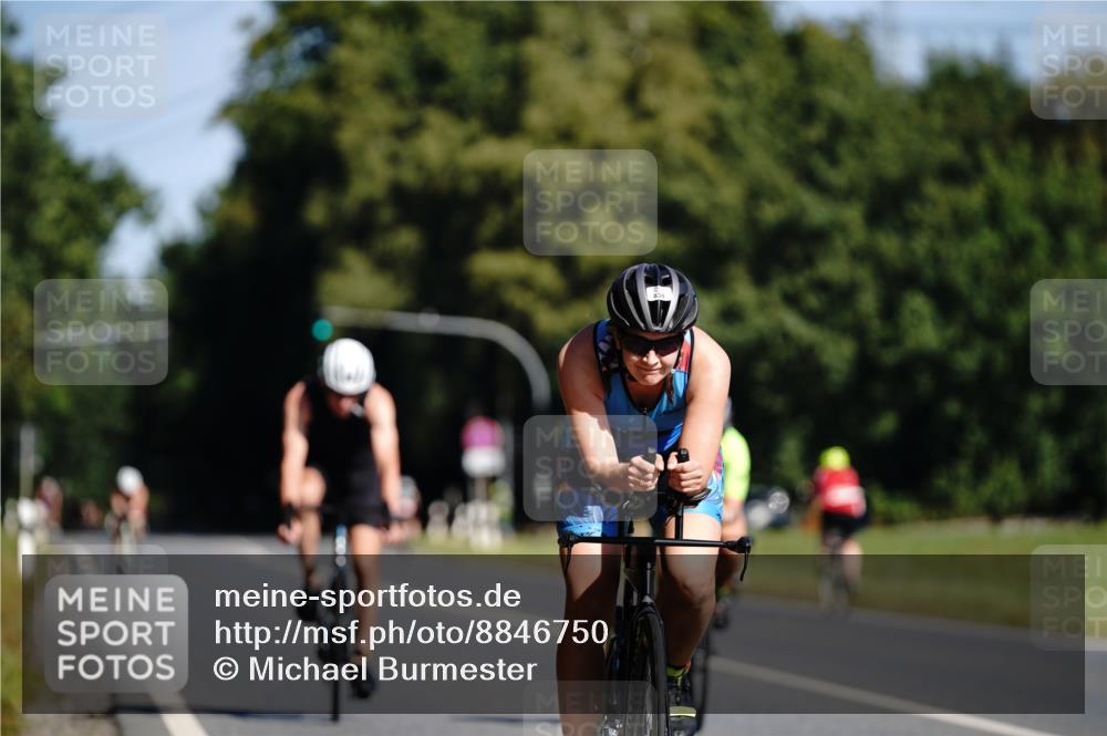 07.09.2025 - 19. Norderstedt Triathlon Michael Burmester http://msf.ph/oto/8846750 07.09.2025 11:21:23 Radfahren 770, 774, 834 meine-sportfotos.de