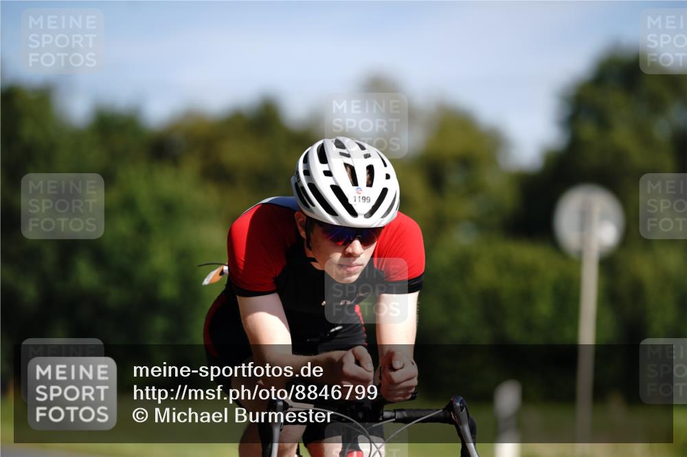 07.09.2025 - 19. Norderstedt Triathlon Michael Burmester http://msf.ph/oto/8846799 07.09.2025 11:22:07 Radfahren 1199 meine-sportfotos.de