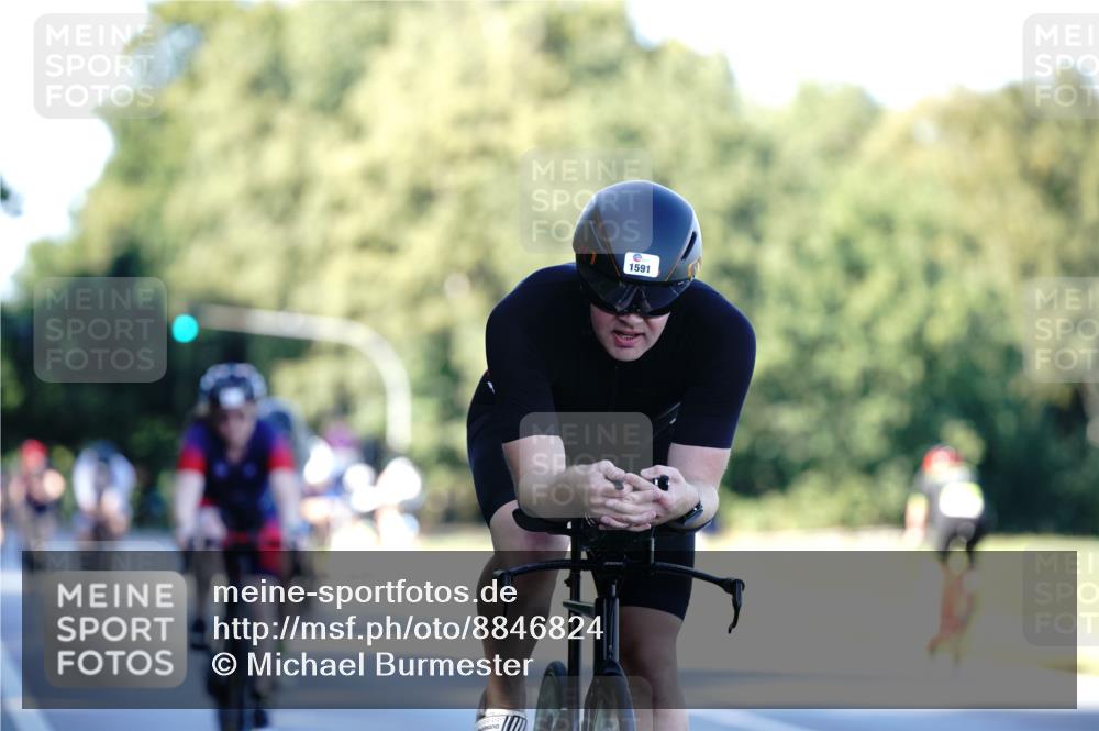 07.09.2025 - 19. Norderstedt Triathlon Michael Burmester http://msf.ph/oto/8846824 07.09.2025 16:12:06 Radfahren 516, 1541, 1571, 1587, 1591 meine-sportfotos.de