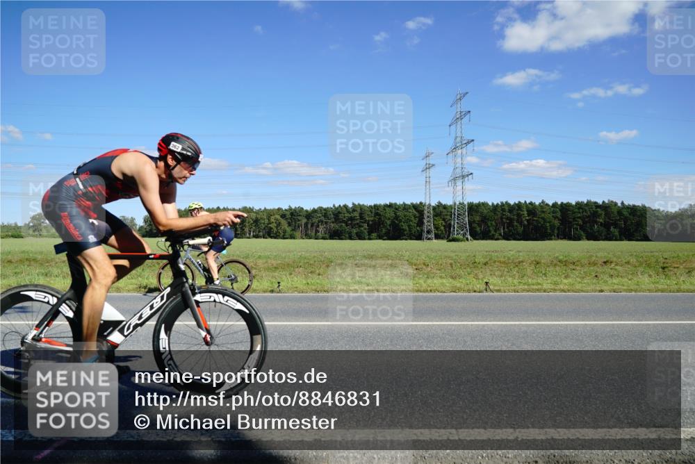 07.09.2025 - 19. Norderstedt Triathlon Michael Burmester http://msf.ph/oto/8846831 07.09.2025 15:16:52 Radfahren 362, 1483 meine-sportfotos.de