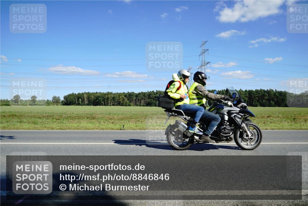 07.09.2025 - 19. Norderstedt Triathlon Michael Burmester http://msf.ph/oto/8846846 07.09.2025 15:17:05 Radfahren  meine-sportfotos.de