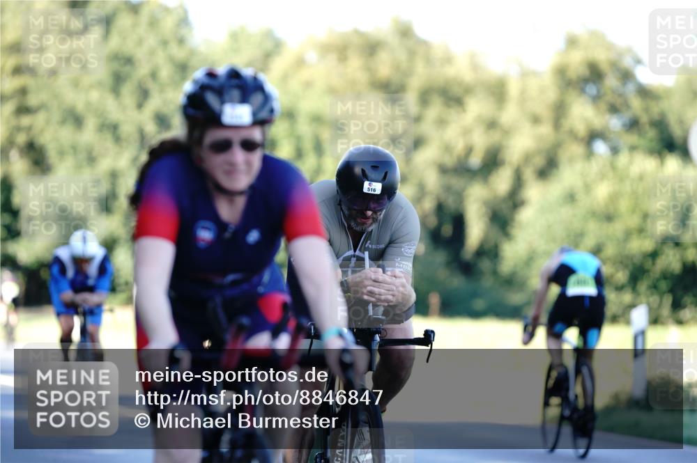 07.09.2025 - 19. Norderstedt Triathlon Michael Burmester http://msf.ph/oto/8846847 07.09.2025 16:12:08 Radfahren 516, 1068, 1541, 1565, 1570, 1587, 1591 meine-sportfotos.de