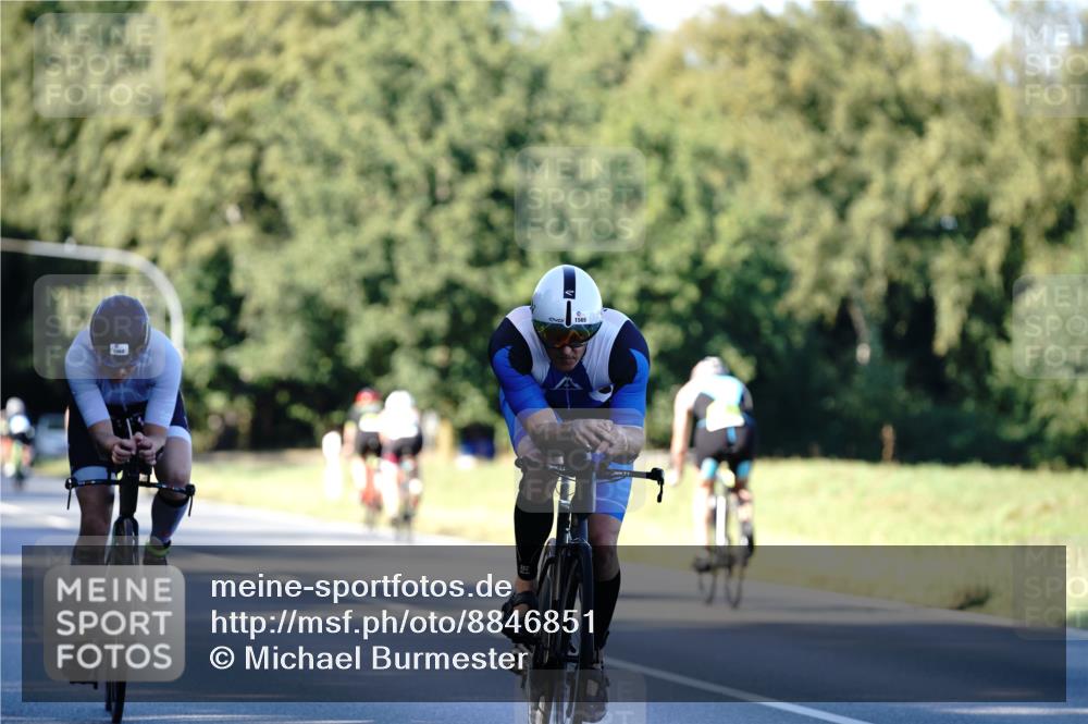 07.09.2025 - 19. Norderstedt Triathlon Michael Burmester http://msf.ph/oto/8846851 07.09.2025 16:12:09 Radfahren 516, 1068, 1541, 1565, 1570, 1591 meine-sportfotos.de