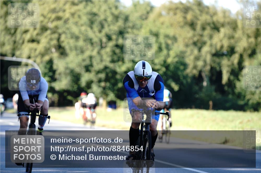 07.09.2025 - 19. Norderstedt Triathlon Michael Burmester http://msf.ph/oto/8846854 07.09.2025 16:12:09 Radfahren 516, 1068, 1541, 1565, 1570, 1591 meine-sportfotos.de