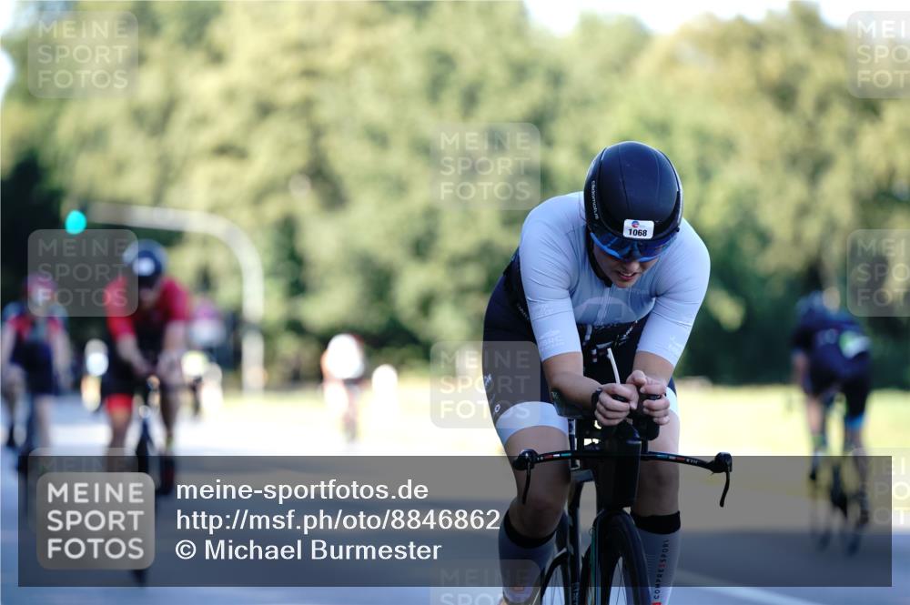 07.09.2025 - 19. Norderstedt Triathlon Michael Burmester http://msf.ph/oto/8846862 07.09.2025 16:12:10 Radfahren 516, 1045, 1068, 1541, 1565, 1570 meine-sportfotos.de