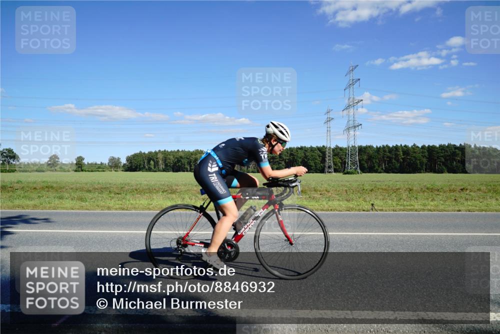 07.09.2025 - 19. Norderstedt Triathlon Michael Burmester http://msf.ph/oto/8846932 07.09.2025 15:18:46 Radfahren 459, 917 meine-sportfotos.de