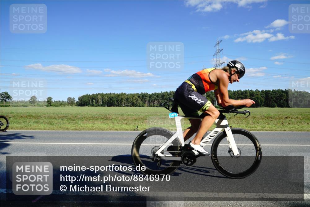 07.09.2025 - 19. Norderstedt Triathlon Michael Burmester http://msf.ph/oto/8846970 07.09.2025 15:19:18 Radfahren 453, 1435 meine-sportfotos.de