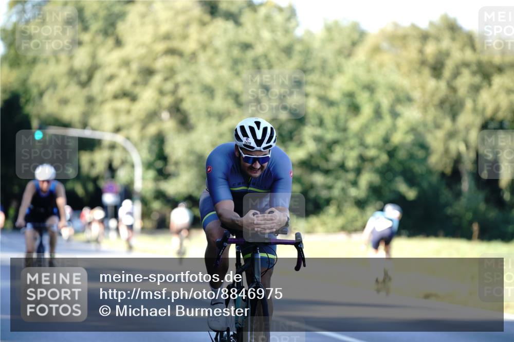 07.09.2025 - 19. Norderstedt Triathlon Michael Burmester http://msf.ph/oto/8846975 07.09.2025 16:13:18 Radfahren 1106, 1476 meine-sportfotos.de