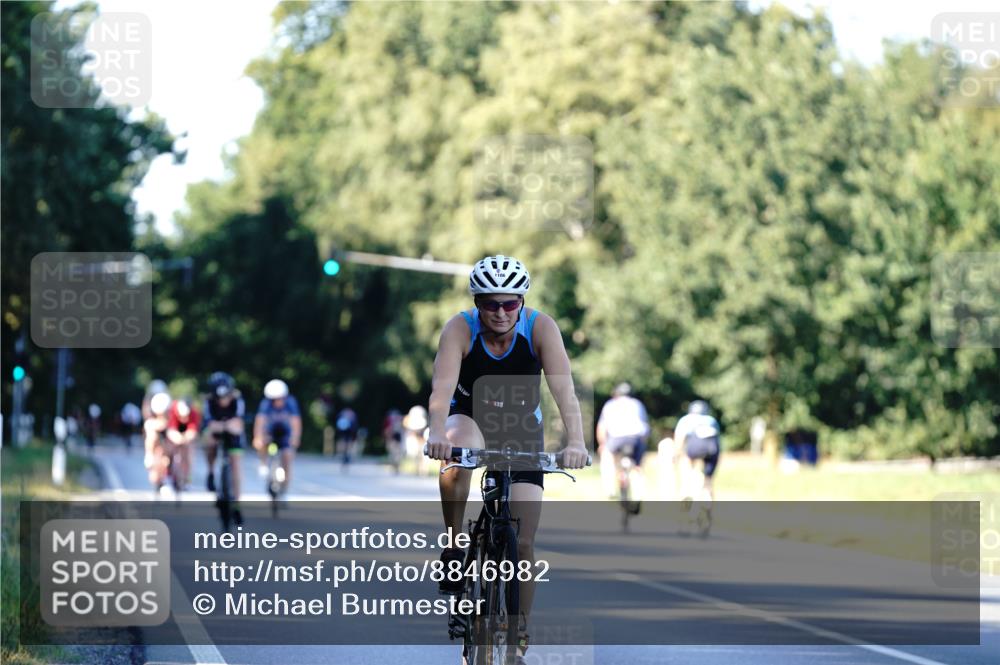 07.09.2025 - 19. Norderstedt Triathlon Michael Burmester http://msf.ph/oto/8846982 07.09.2025 16:13:19 Radfahren 1106, 1476 meine-sportfotos.de