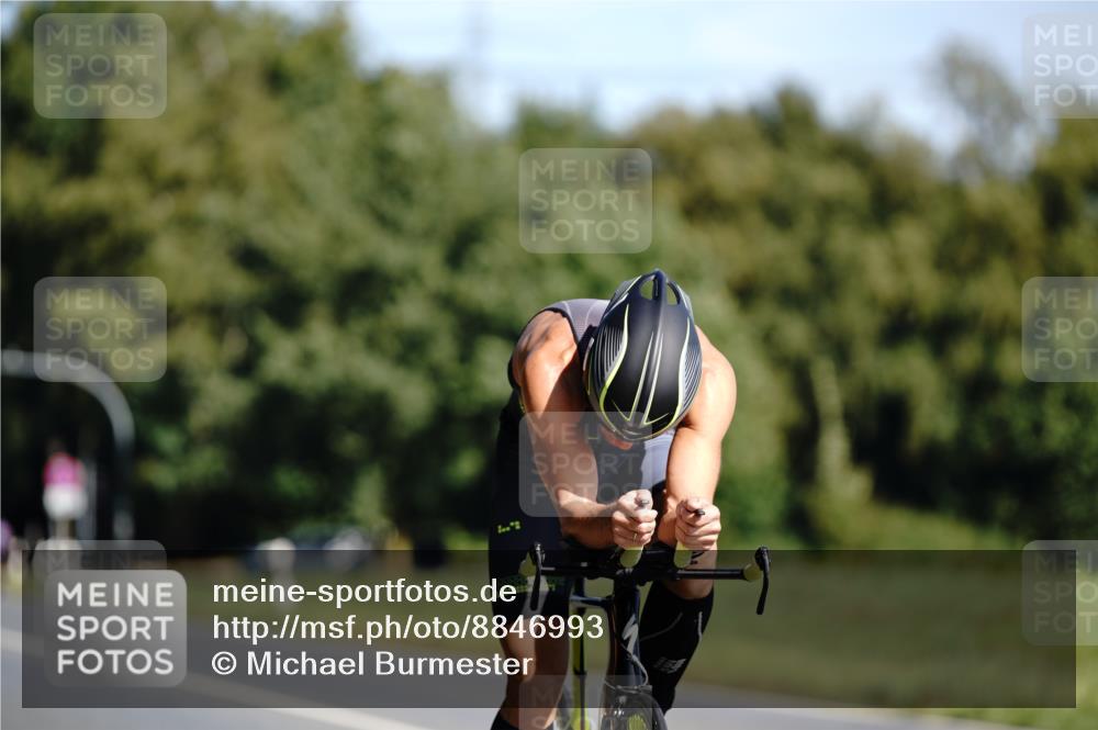 07.09.2025 - 19. Norderstedt Triathlon Michael Burmester http://msf.ph/oto/8846993 07.09.2025 11:24:24 Radfahren 225 meine-sportfotos.de