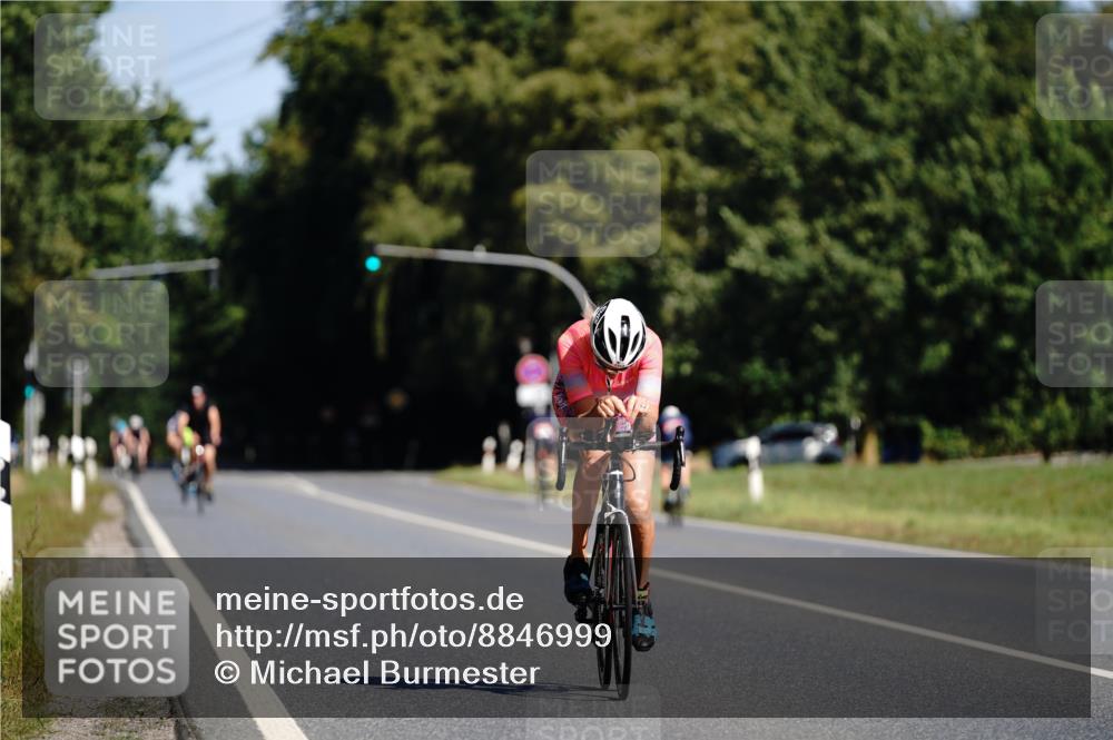 07.09.2025 - 19. Norderstedt Triathlon Michael Burmester http://msf.ph/oto/8846999 07.09.2025 11:24:33 Radfahren 1314 meine-sportfotos.de
