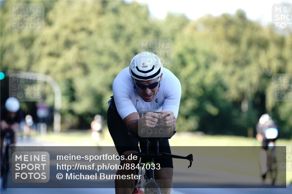 07.09.2025 - 19. Norderstedt Triathlon Michael Burmester http://msf.ph/oto/8847033 07.09.2025 16:13:34 Radfahren 1067, 1582 meine-sportfotos.de
