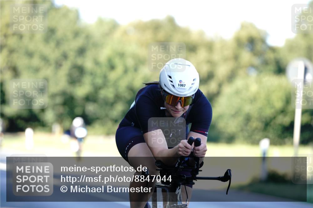 07.09.2025 - 19. Norderstedt Triathlon Michael Burmester http://msf.ph/oto/8847044 07.09.2025 16:13:36 Radfahren 1044, 1067, 1582 meine-sportfotos.de