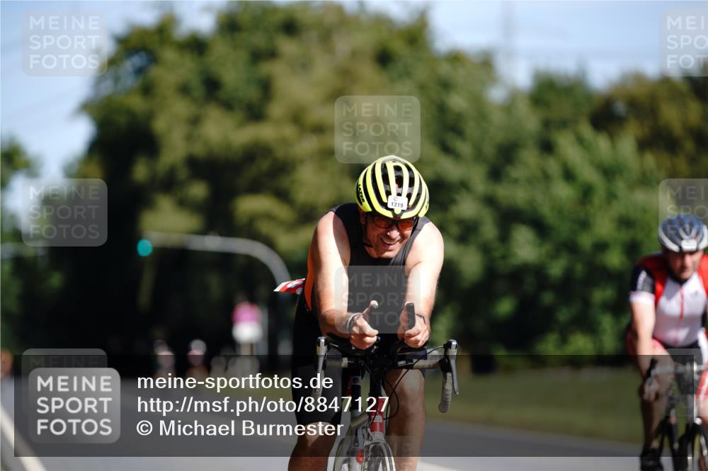 07.09.2025 - 19. Norderstedt Triathlon Michael Burmester http://msf.ph/oto/8847127 07.09.2025 11:25:35 Radfahren 1219, 1236 meine-sportfotos.de