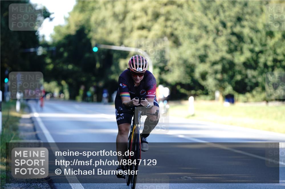 07.09.2025 - 19. Norderstedt Triathlon Michael Burmester http://msf.ph/oto/8847129 07.09.2025 16:14:01 Radfahren 1047, 1413, 1516 meine-sportfotos.de