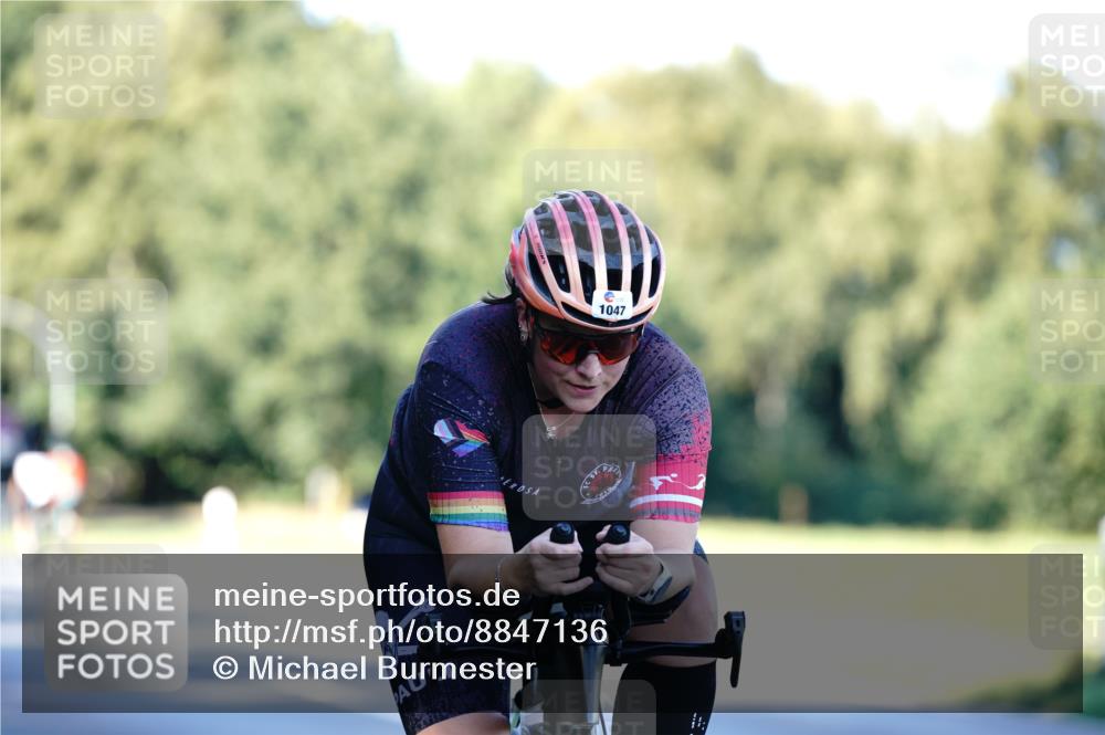 07.09.2025 - 19. Norderstedt Triathlon Michael Burmester http://msf.ph/oto/8847136 07.09.2025 16:14:02 Radfahren 1047, 1413, 1516 meine-sportfotos.de