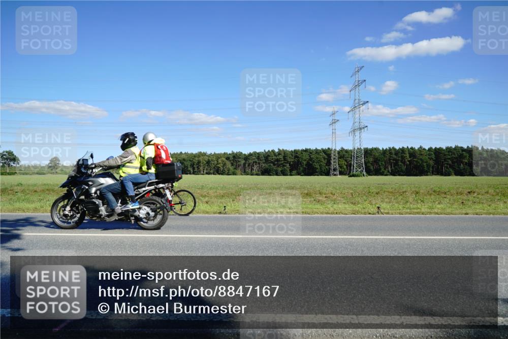 07.09.2025 - 19. Norderstedt Triathlon Michael Burmester http://msf.ph/oto/8847167 07.09.2025 15:21:44 Radfahren  meine-sportfotos.de