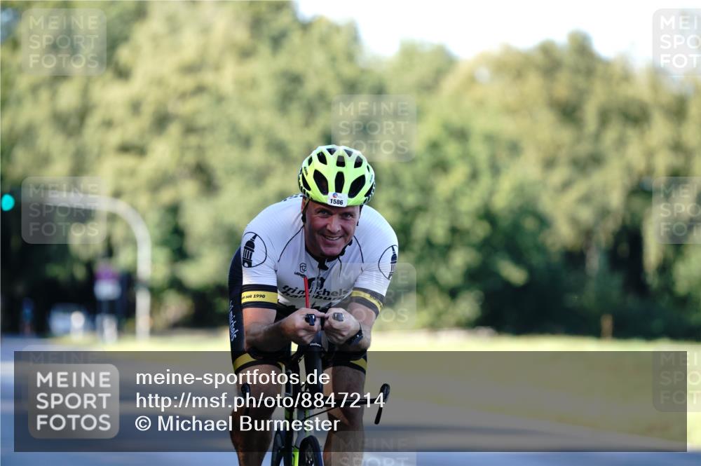 07.09.2025 - 19. Norderstedt Triathlon Michael Burmester http://msf.ph/oto/8847214 07.09.2025 16:14:34 Radfahren 409, 1586 meine-sportfotos.de