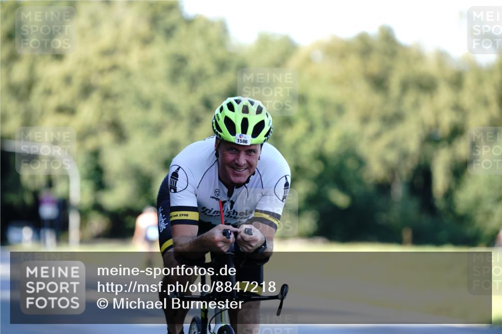 07.09.2025 - 19. Norderstedt Triathlon Michael Burmester http://msf.ph/oto/8847218 07.09.2025 16:14:34 Radfahren 409, 1586 meine-sportfotos.de